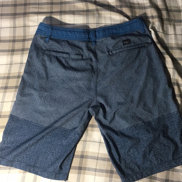 *BRAND NEW* O’neill swim trunks, waist size 32M - Picture 2 of 6